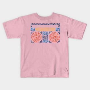 retro cassette player (retro color) Kids T-Shirt